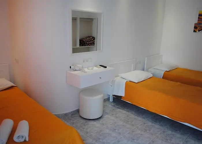 Milena * Mykonos Town