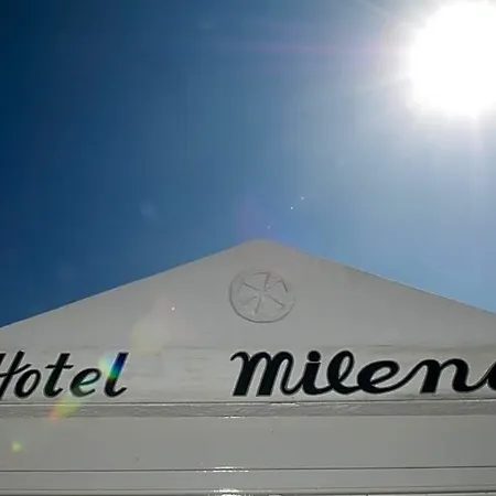 밀레나 Mykonos Town